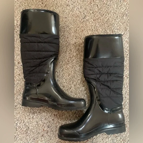 Burberry quilted rain boots sales
